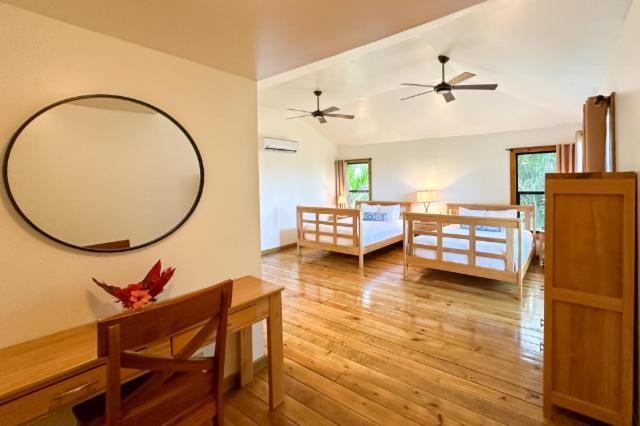 Anthony'S Key Resort Sandy Bay Exterior photo